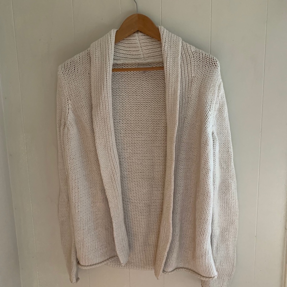 Old Navy Creamy White Chunky Knit Sweater